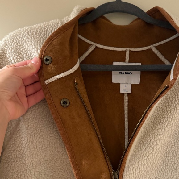 Women’s Sherpa & Suede Old Navy Jacket - Picture 9 of 11